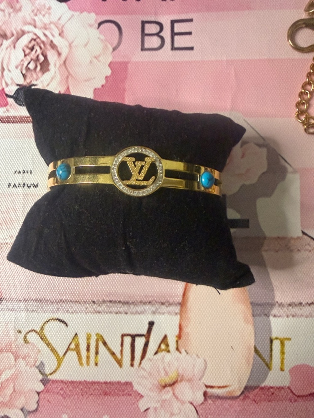 18k gold plated stainless steel Gold-Tone Bracelet with Turquoise Accents